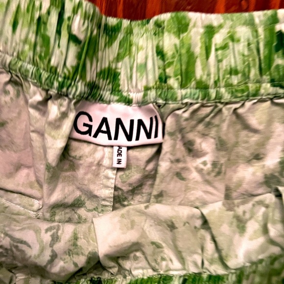 GANNI Printed Cotton Poplin Shorts - Island Green Boxer Shorts - Picture 6 of 9